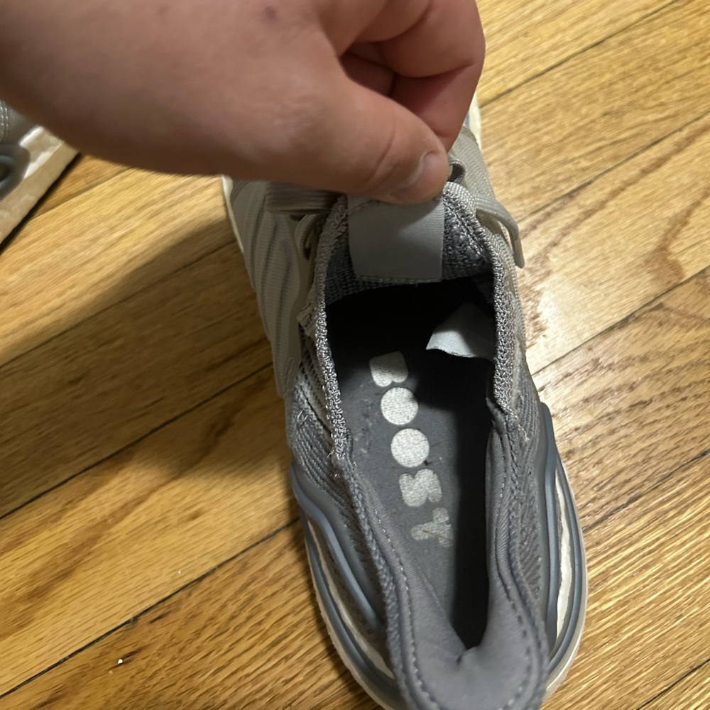 Adidas Boost - Picture 7 of 8